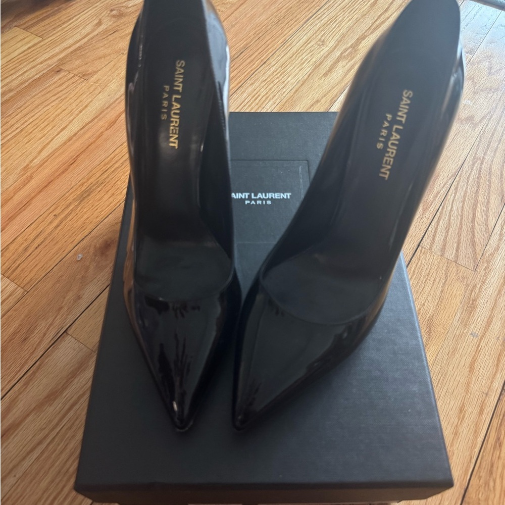 Saint Laurent Glossy Black Heels